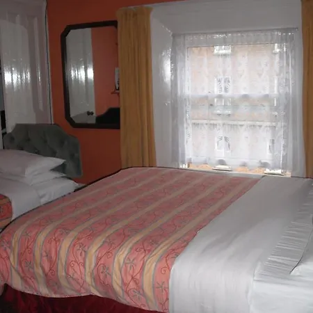 Marian Guest house *